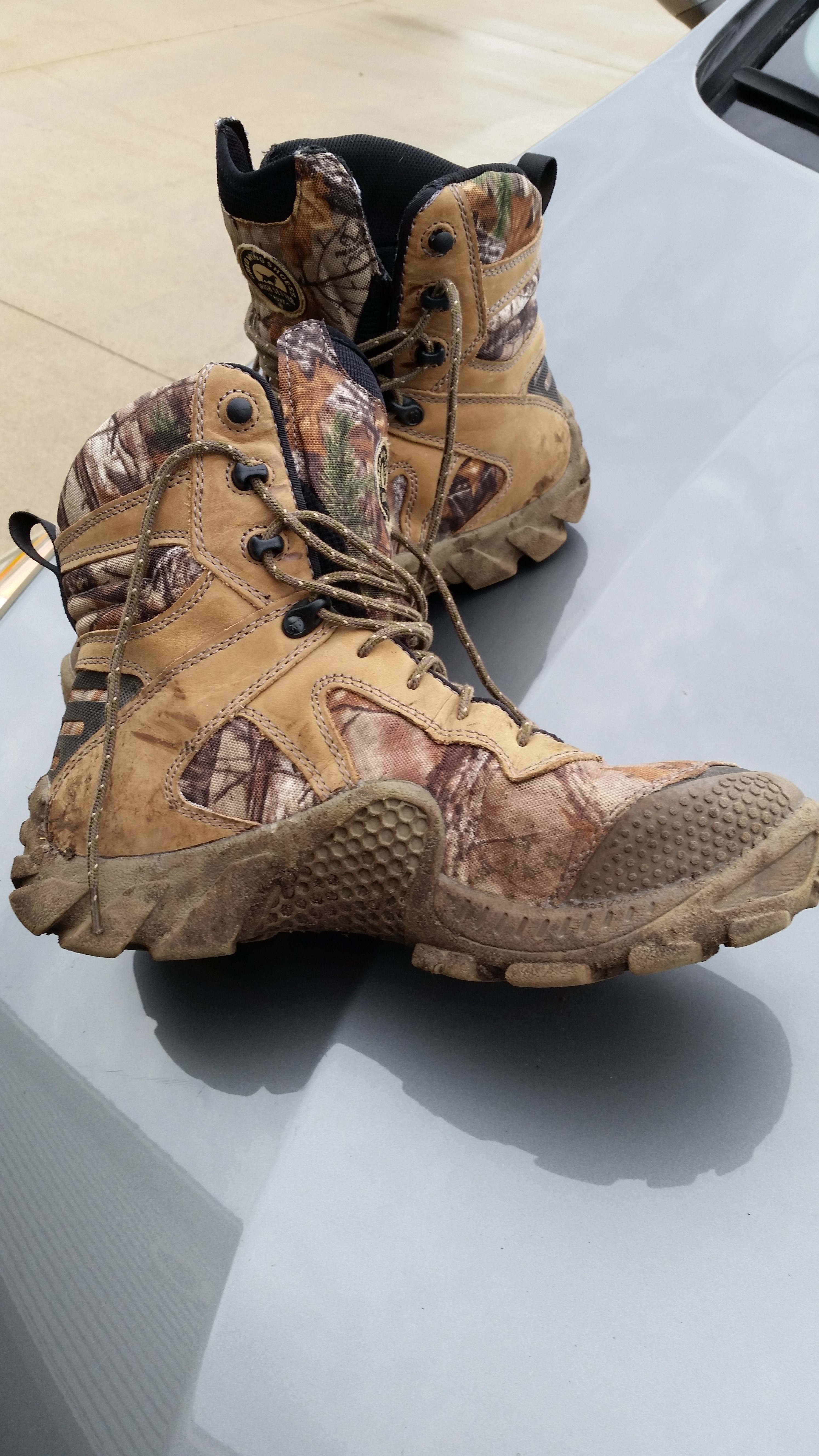 best hiking boots for hunting